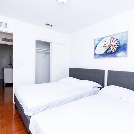 Comfortable 4Br Townhome At Calle 8 マイアミ エクステリア 写真