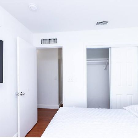 Comfortable 4Br Townhome At Calle 8 マイアミ エクステリア 写真