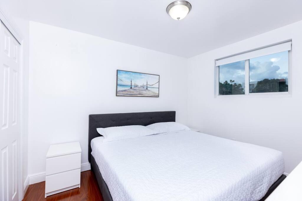 Comfortable 4Br Townhome At Calle 8 マイアミ エクステリア 写真